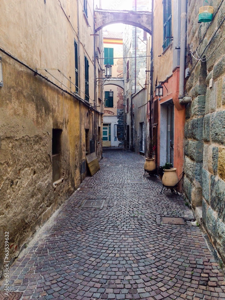 Fototapeta premium vicolo stretto