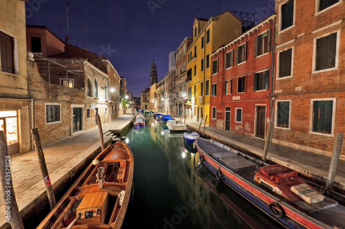 Scenic night view of a Venice canal
