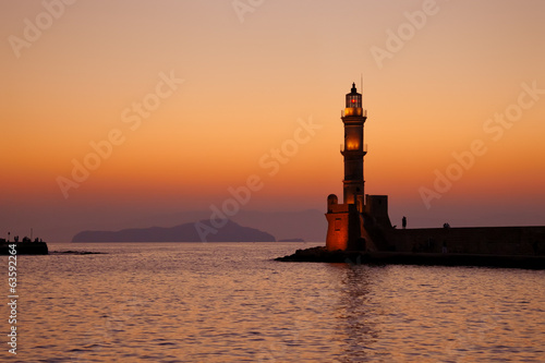 Старый маяк на закате. Греция. Крит. Ханья