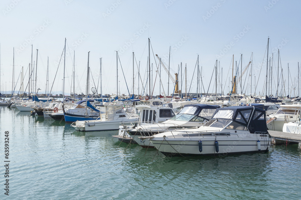 Fototapeta premium sail boats port