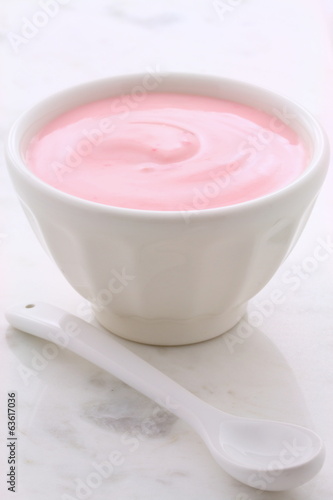 Fresh strawberry yogurt