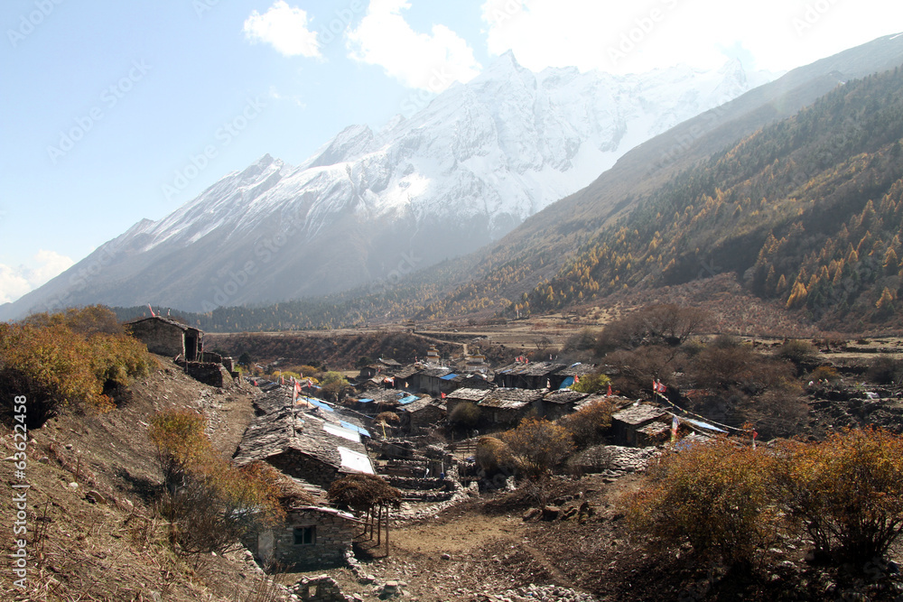 Samagoon and mountain Samagoon and mountain