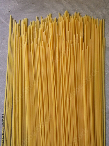 dried spagetti