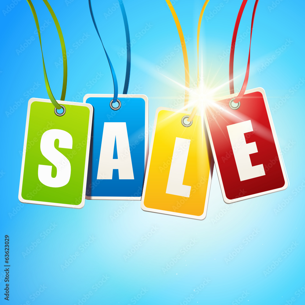 Sale Etiketten vor sonnigem Himmel Sale Etiketten vor sonnigem Himmel