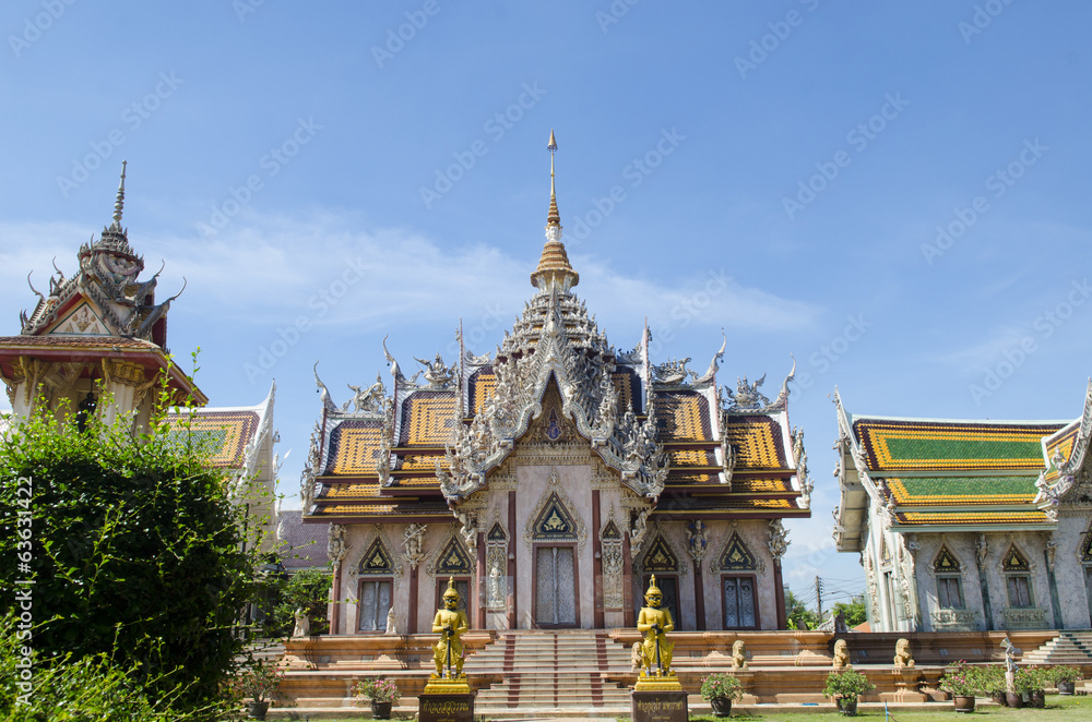 Naklejka premium Beautiful Marble Temple in Thailand