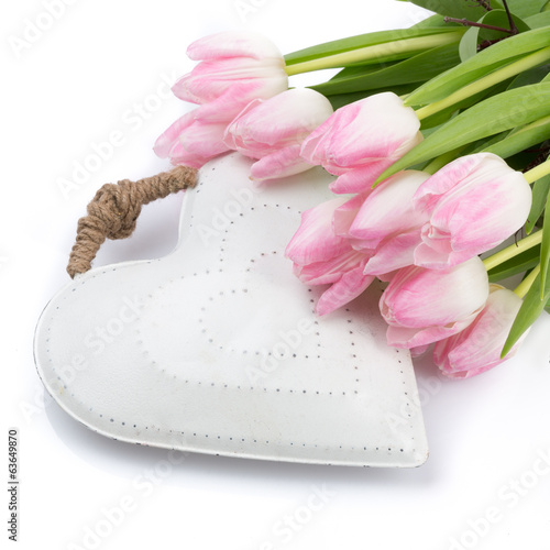 Fototapeta Naklejka Na Ścianę i Meble -  white heart with tulips