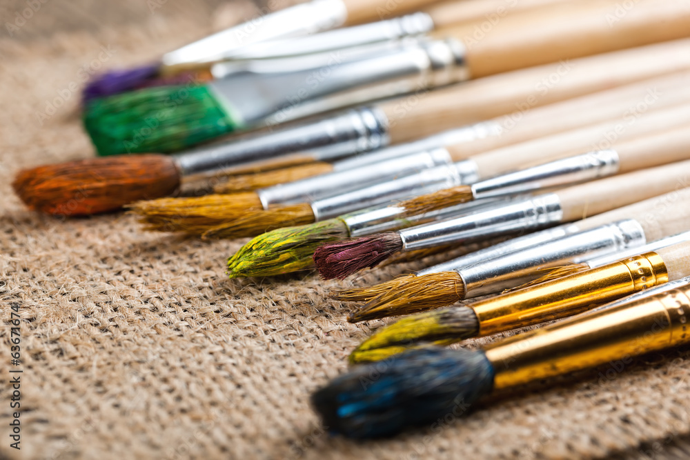 Fototapeta premium Paints and brushes