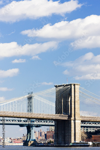 Fototapeta Naklejka Na Ścianę i Meble -  Brooklyn Bridge and Manhattan Bridge, New York City, USA