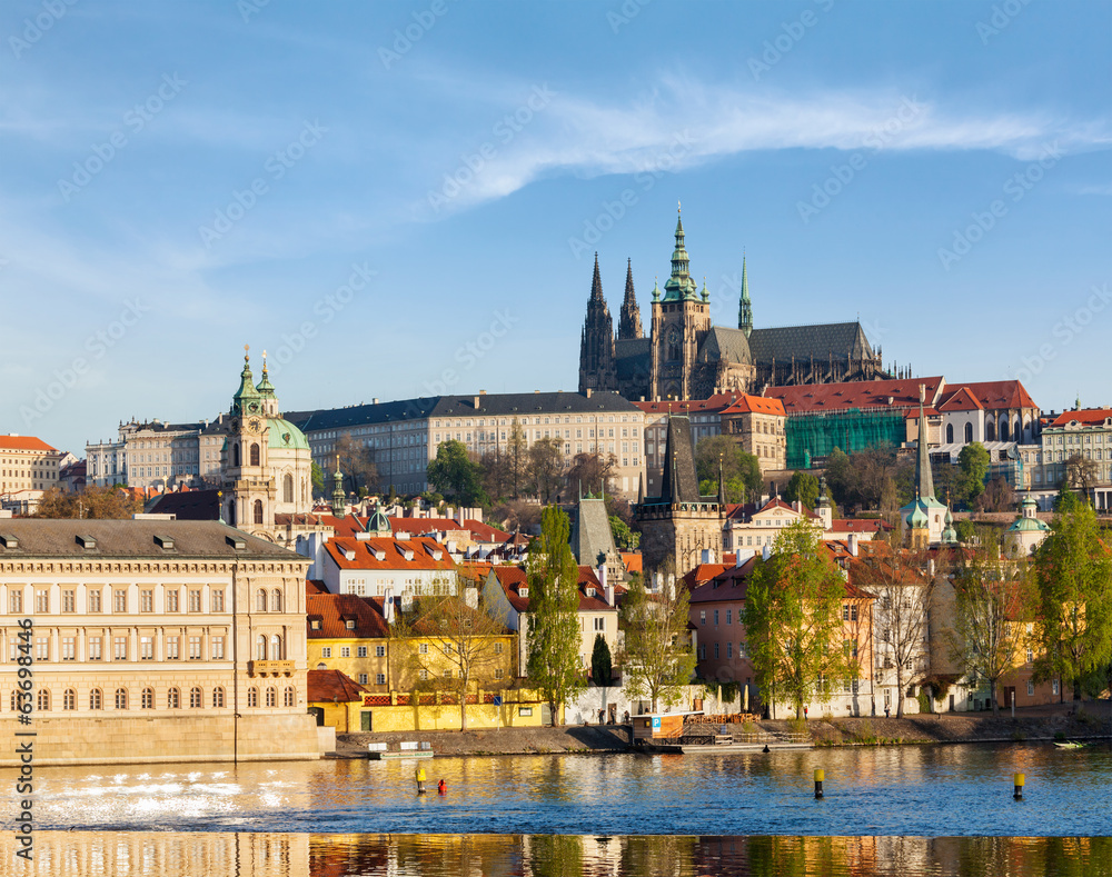 Fototapeta premium View of Mala Strana and Prague castle over Vltava river