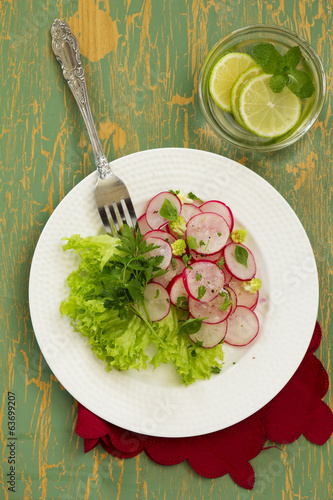Summer salad of radishes with mint.
