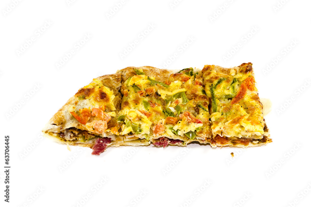 Frische Pizza mit Fleisch und Gemüse Frische Pizza mit Fleisch und Gemüse