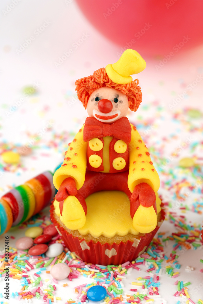 cupcake con pagliaccio cupcake con pagliaccio