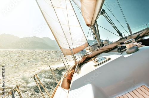 Yacht sailing Fototapet