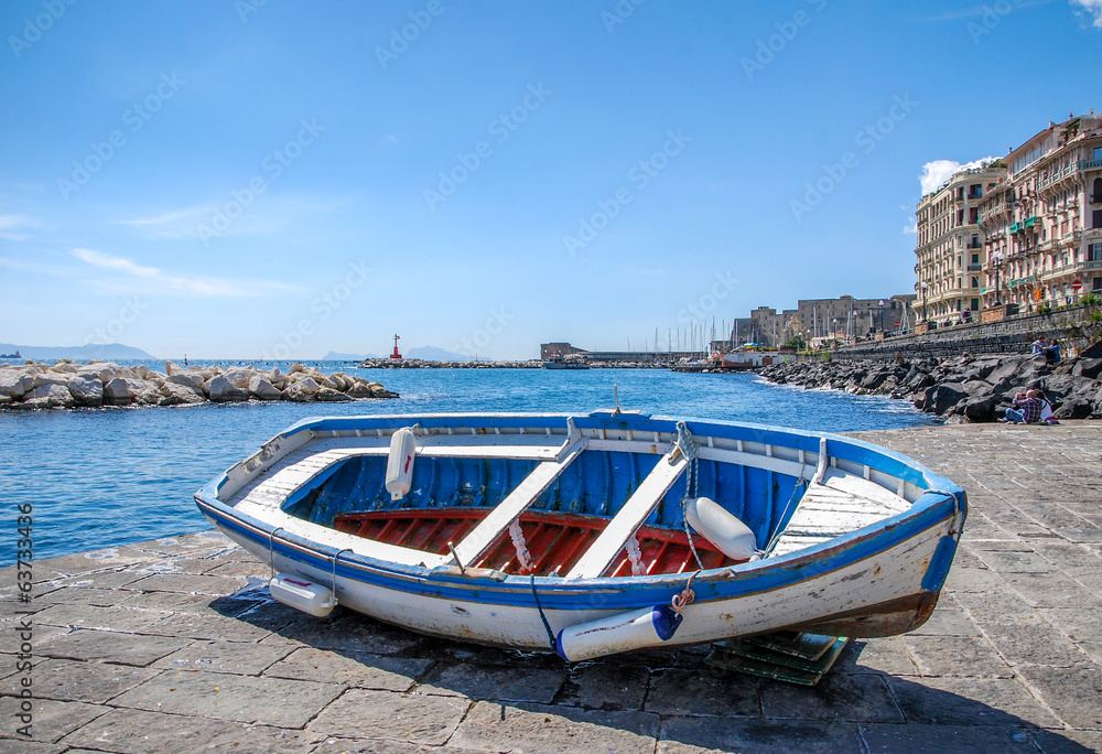Barque port de Naples