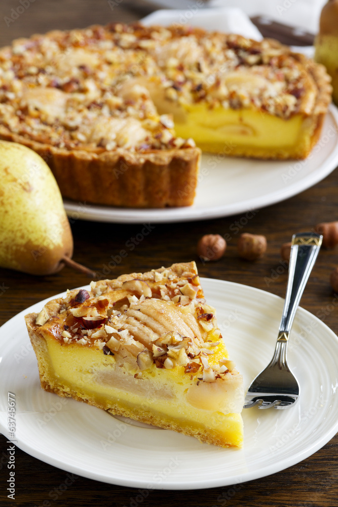 Pear pie with nuts and mascarpone. Pear pie with nuts and mascarpone.