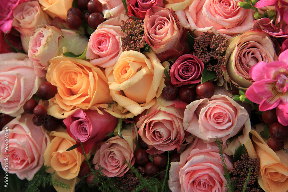 Pastel roses wedding arrangement Pastel roses wedding arrangement