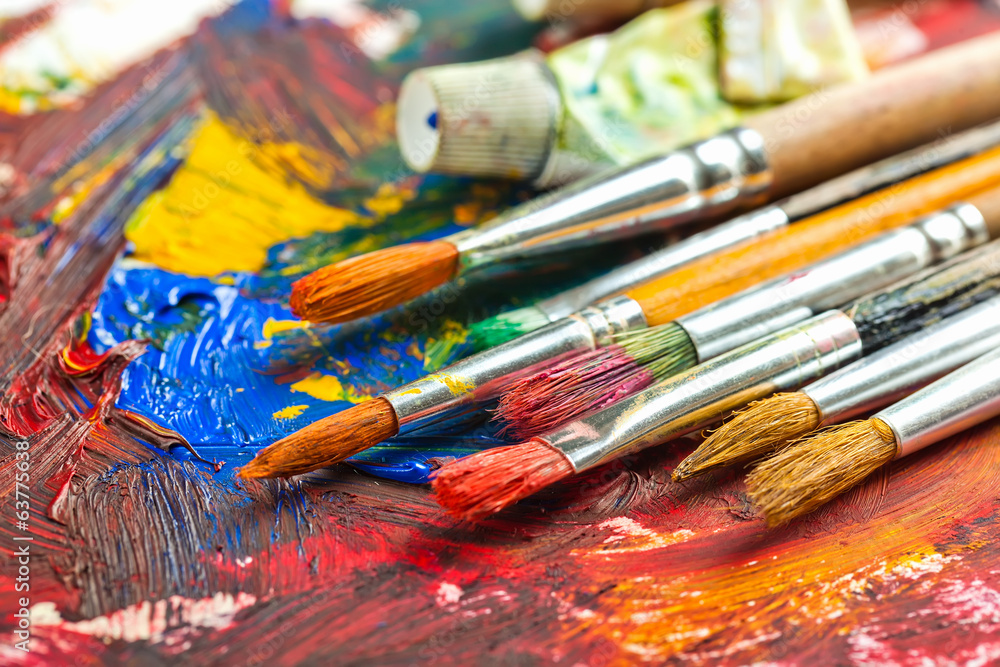 Obraz premium Paints and brushes