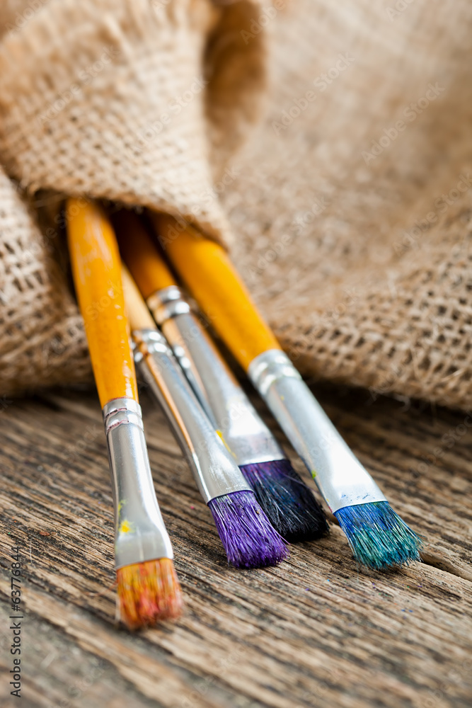 Fototapeta premium Paints and brushes