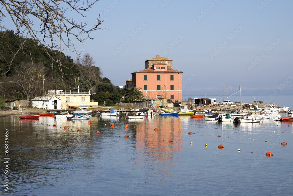 Baratti bay  , small tourist harbor - Tuscany