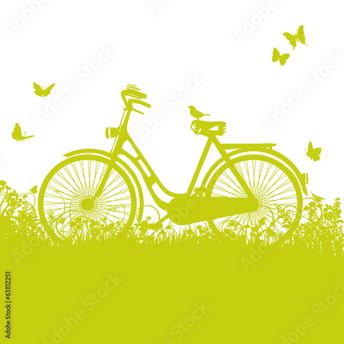 Fahrrad im Gras