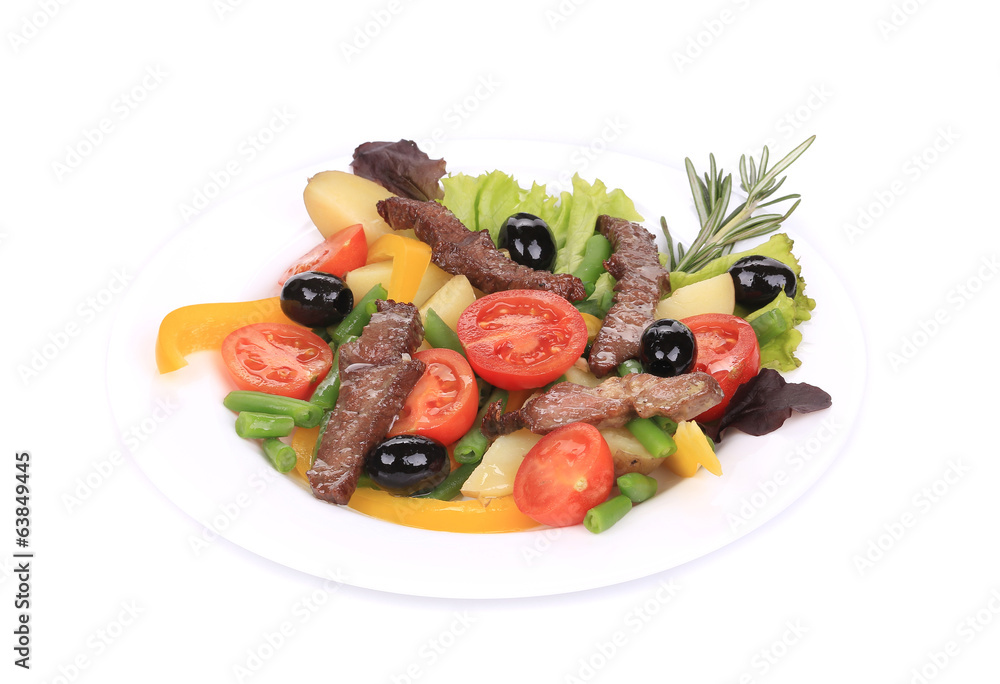 Salad with beef fillet.