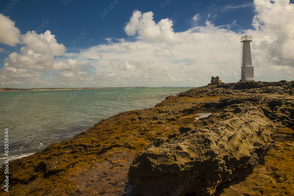 Fototapeta premium faro di Baia da Traiçao, Villaggio di pescatori del Brasile