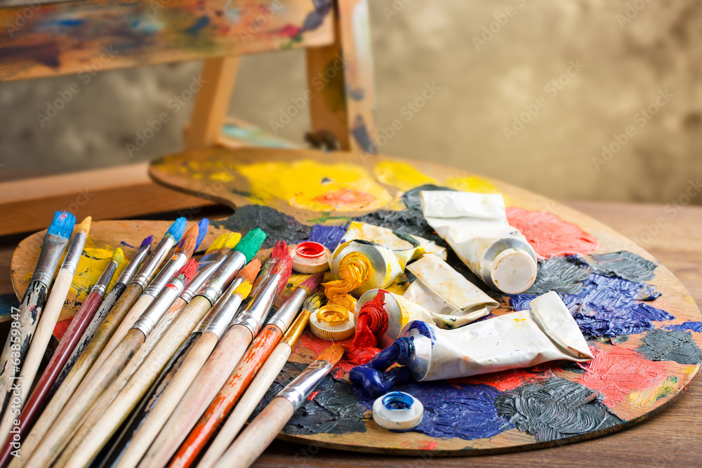 Fototapeta premium Paints and brushes