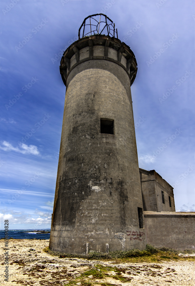 lighthouse and blue sky lighthouse and blue sky