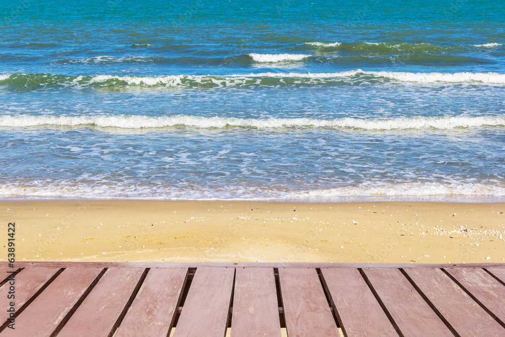 Fototapeta premium Walk way at beach