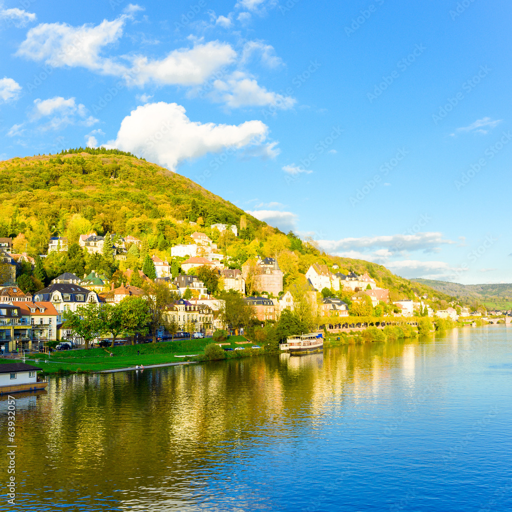 Fototapeta premium view to old town of Heidelberg