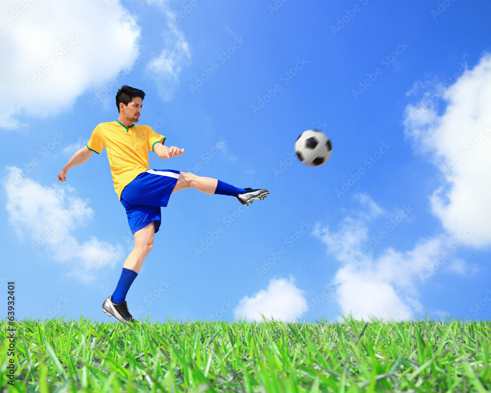 Naklejka premium Lets play soccer now