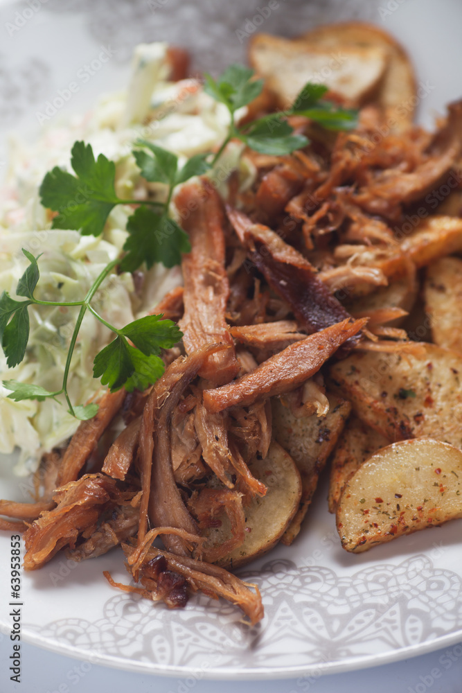 Pulled pork with roasted potato Pulled pork with roasted potato