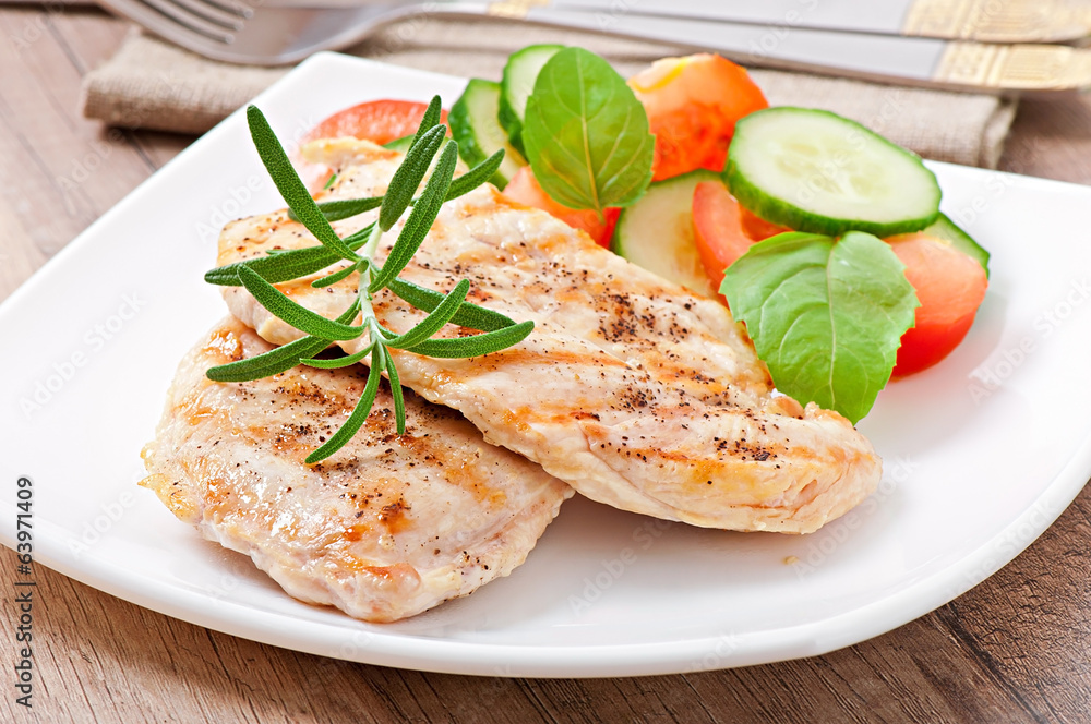 Grilled chicken breasts and vegetables Grilled chicken breasts and vegetables