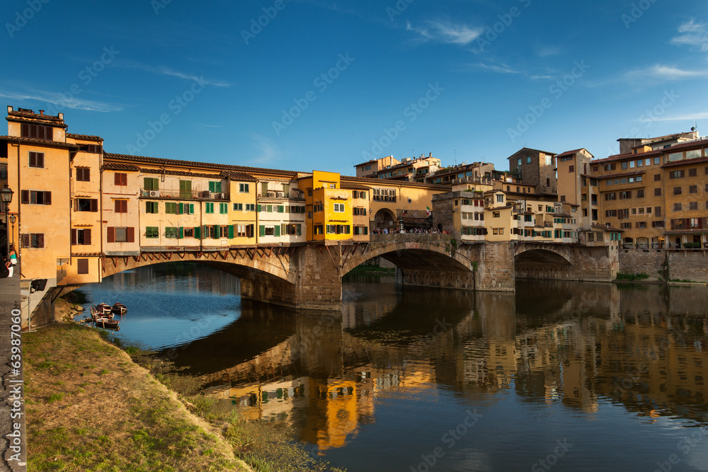 Ponte Vecchio over Arno River, Florence, Italy, Europe