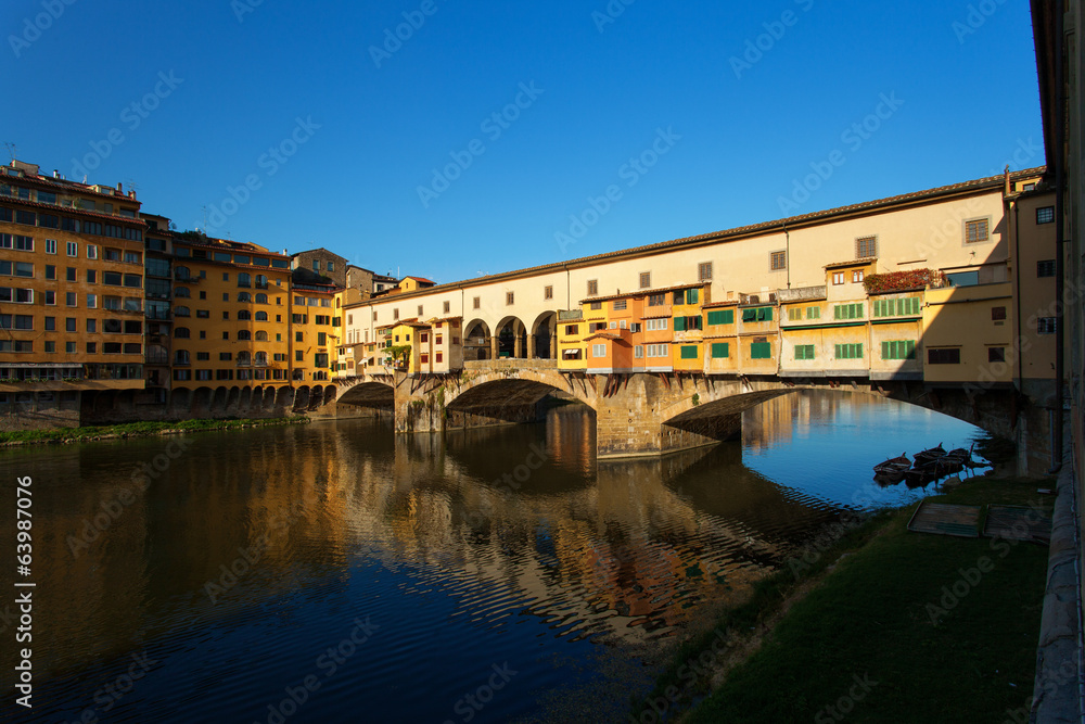 Ponte Vecchio over Arno River, Florence, Italy, Europe