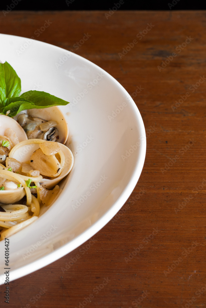 Spaghetti Vongole with Chilli and ingredients Spaghetti Vongole with Chilli and ingredients