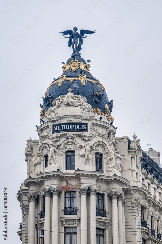 Fototapeta premium Metropolis building at Madrid, Spain