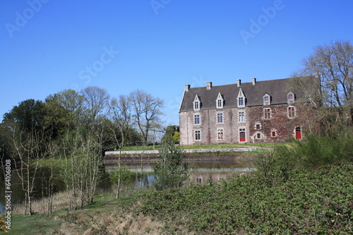 château et parc de comper en Concoret photo