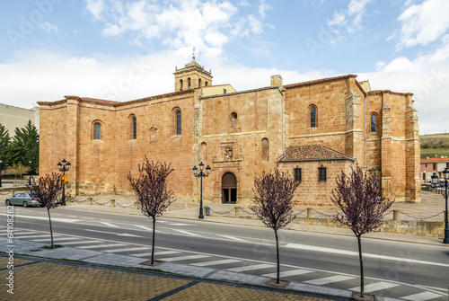 Cathedral of San Pedro, Soria photo