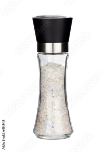 Salzmühle mit blauem Salz, isoliert