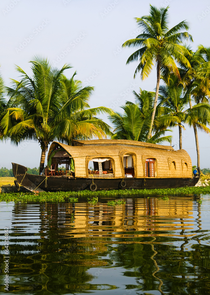 Obraz premium Houseboat on Kerala Backwaters, India