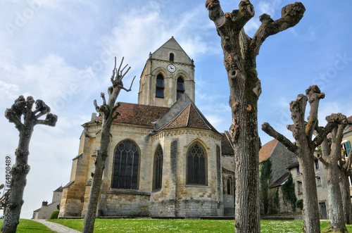 France, the church of Auvers sur Oise photo