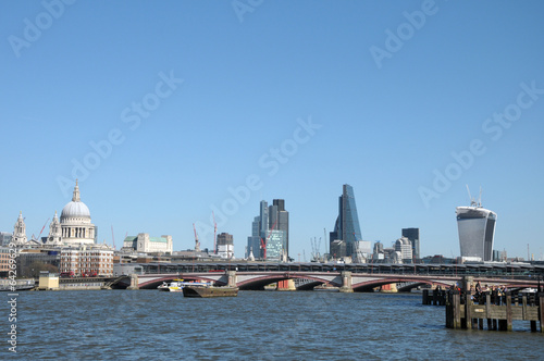 Fototapeta Naklejka Na Ścianę i Meble -  London skyline across River Thames at Blackfriars