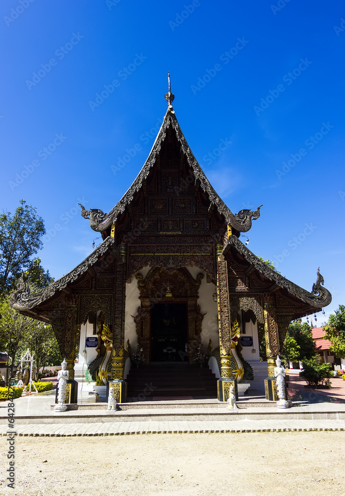 Fototapeta premium Wat Phra That Doi Wiang Chaimongkol