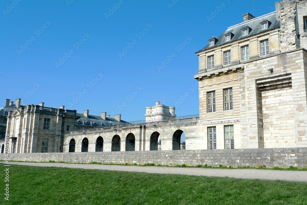 chateau de vincennes arcades