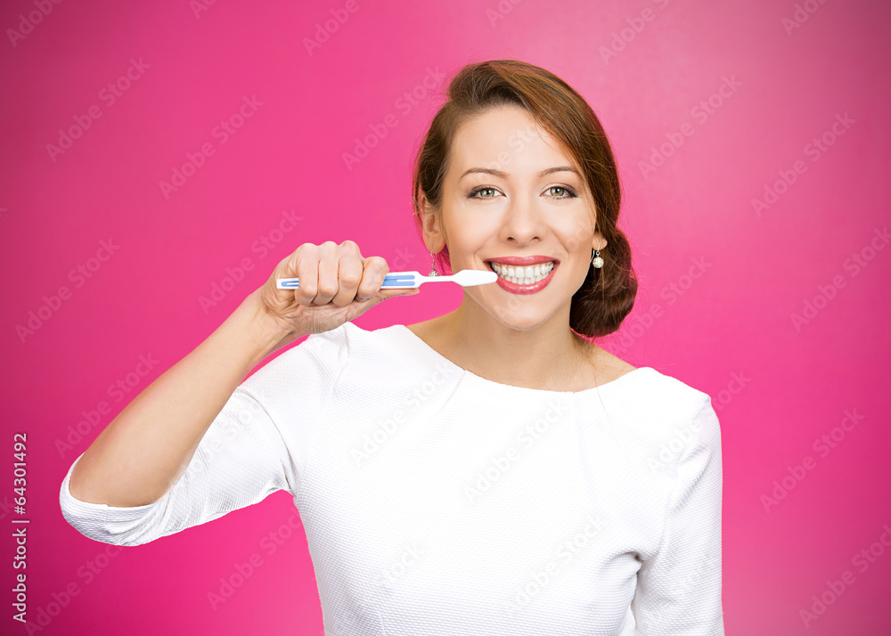 Brushing teeth regularly is good, doctor dentist recommended Brushing teeth regularly is good, doctor dentist recommended