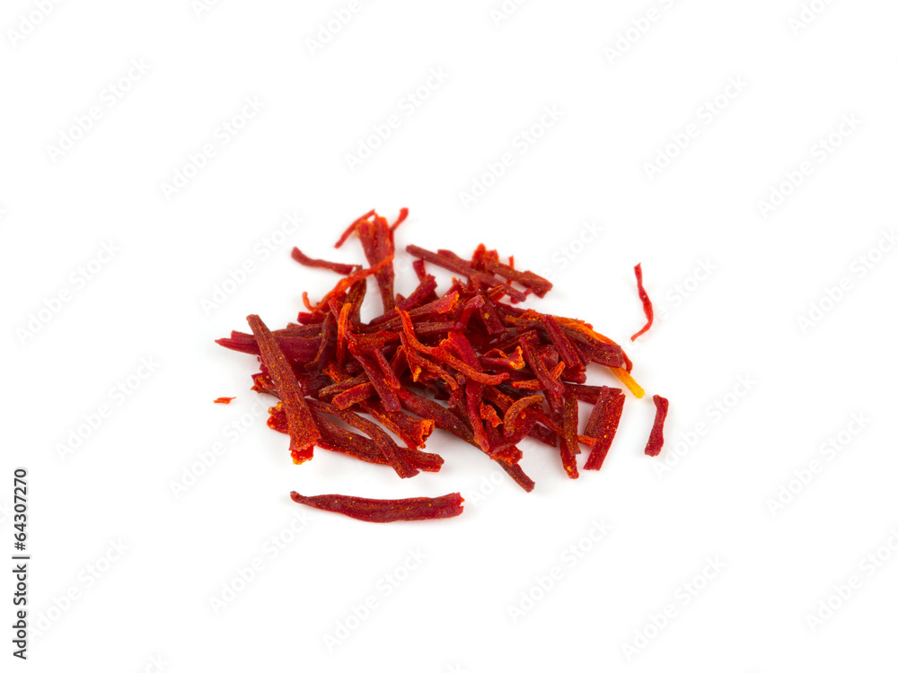 Fototapeta premium pile of saffron isolated on white background