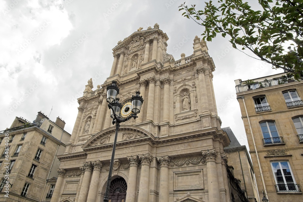 Eglise Saint-Paul Saint-Louis (Paris France)