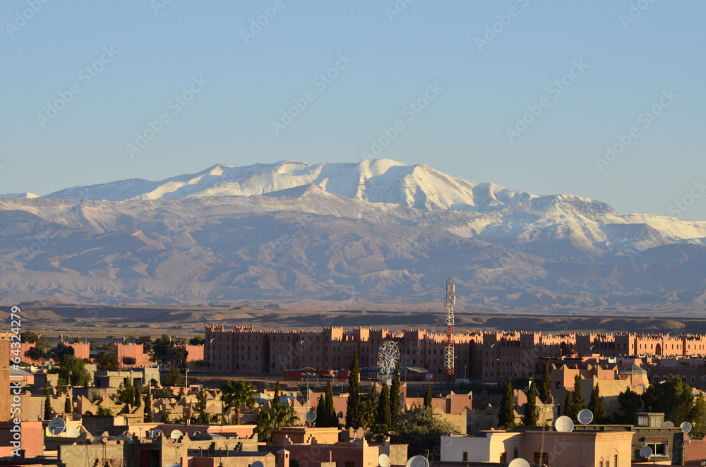 Ouarzazate vor Hohem Atlas, Marokko