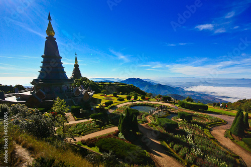 Phra Maha Dhatu Nabhamethanidol and Nabhapolbhumisiri © moo_oom